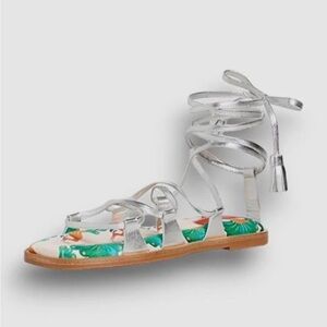 La DoubleJ Silver Leather Lace Up Gladiator Sandals Size 39 Made in Italy US 7.5